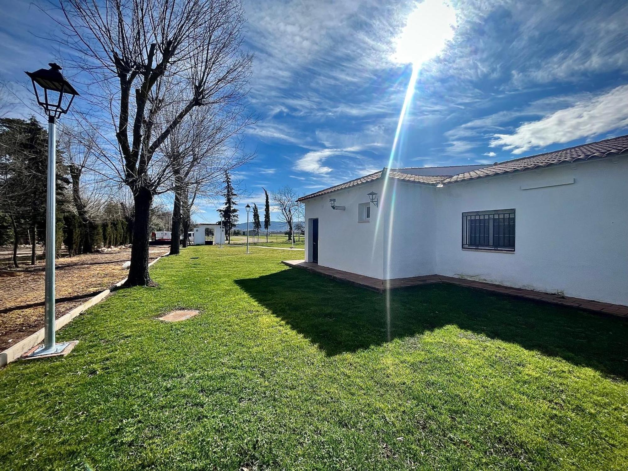 Villa Mercedes Argamasilla de Calatrava Екстер'єр фото